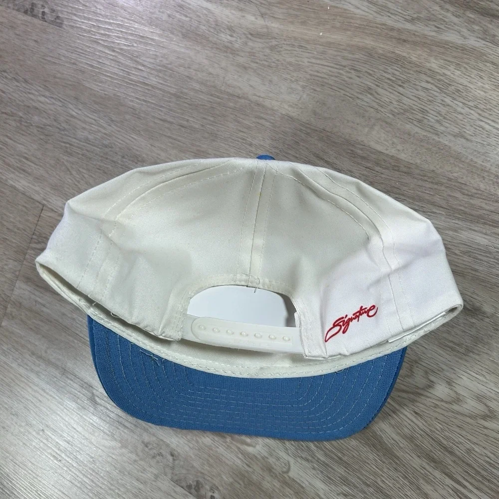 VTG UCLA Bruins Snapback Hat College Signatures White‎ Blue Cap